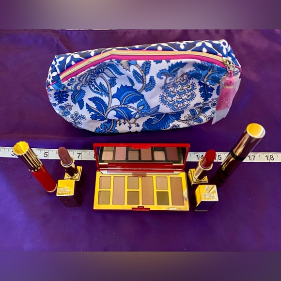 NWT Estee Lauder Lipstick Eyeshadow Palette & Sumptuous Extreme Mascara Set 😍😍🔥😍 - Picture 4 of 7